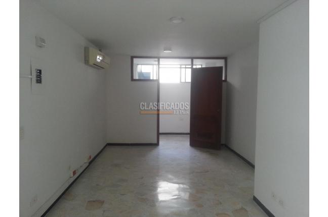 Oficinas y Consultorios, Alquiler en San Vicente
