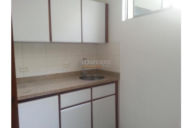 Oficinas y Consultorios, Alquiler, San Vicente - $2.200.000