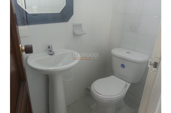 Oficinas y Consultorios, Alquiler, San Vicente - $2.200.000