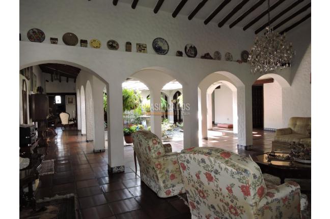 Casas, Venta, Ciudad Jardín - $2.600.000.000