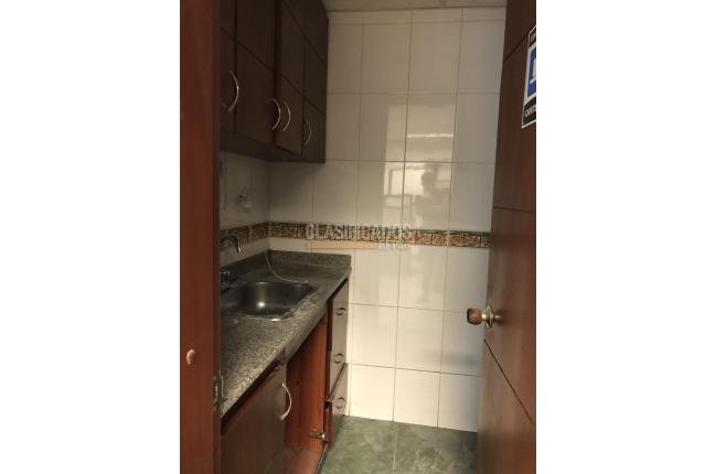 Oficinas y Consultorios, Alquiler, La Flora - $6.500.000