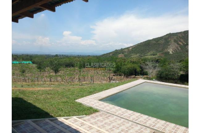 Fincas y Casas Campestres, Venta, Bolívar - $2.800.000.000