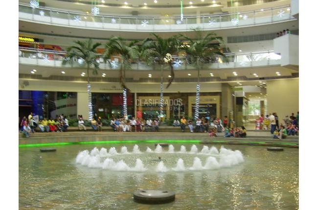 Locales y Bodegas, Venta, Centro Ccial. Unicentro - $1.780.000.000