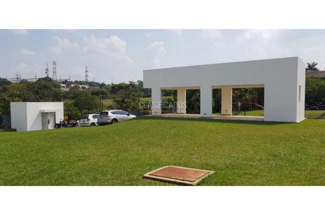 Lotes, Venta, Ciudad Jardín - $1.800.000.000