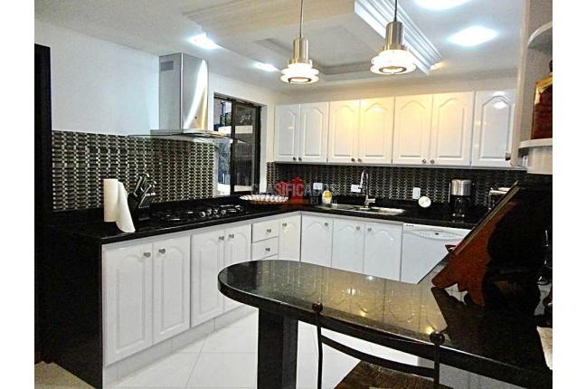 Apartamentos, Venta, Santa Rita - $1.500.000.000