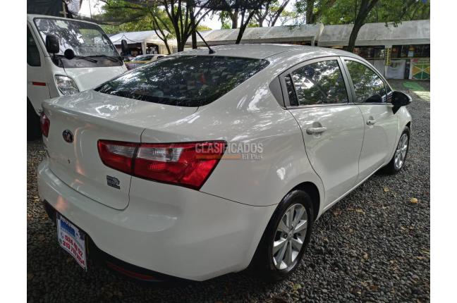Kia Rio 2014 - $40.000.000