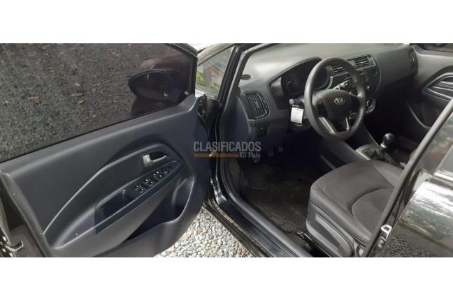 Kia Rio 2015 - $37.000.000