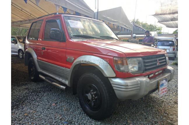 Mitsubishi Montero 1995