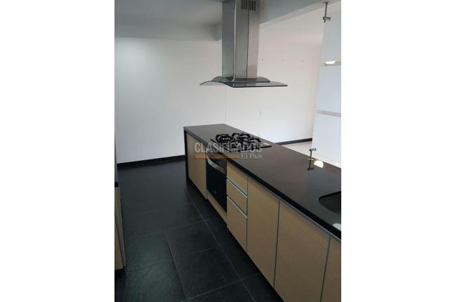 Apartamentos, Venta en Ciudad Jardín