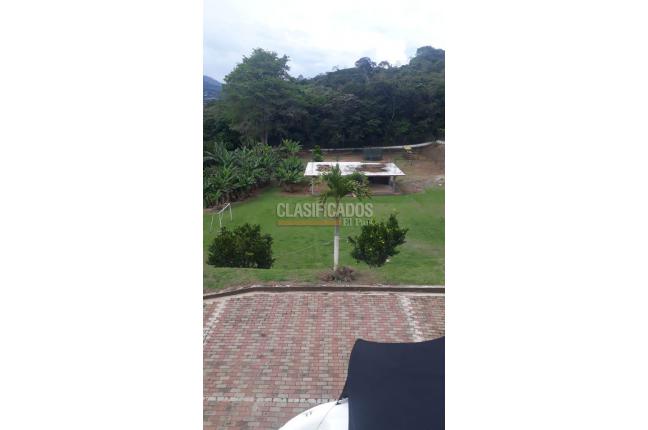 Fincas y Casas Campestres, Venta en Calima (Darién)