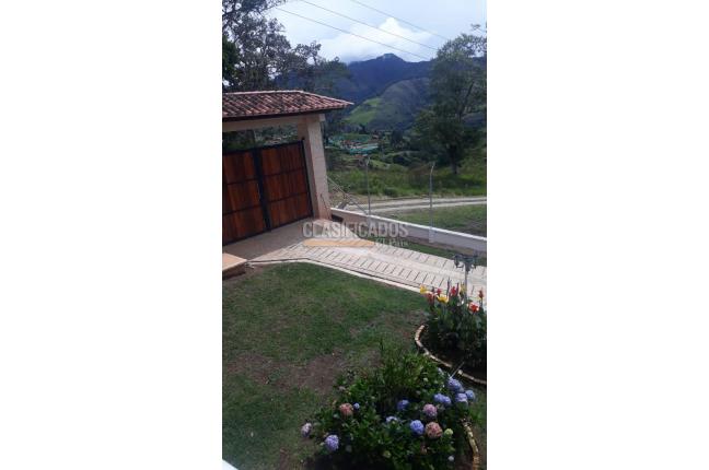 Fincas y Casas Campestres, Venta, Calima (Darién) - $1.600.000.000