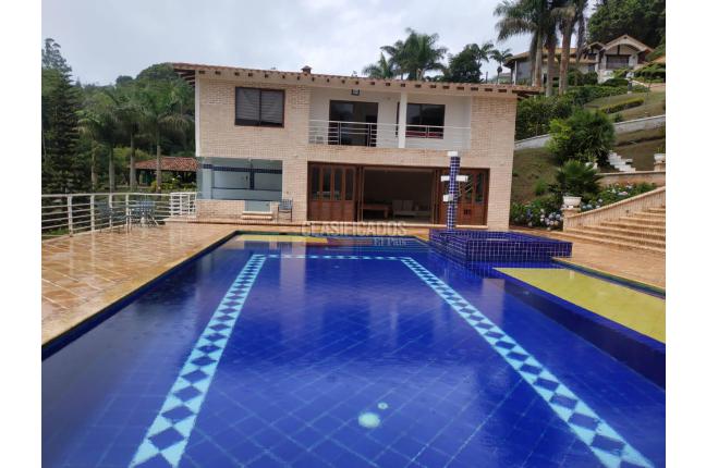 Fincas y Casas Campestres, Venta, Calima (Darién) - $1.600.000.000