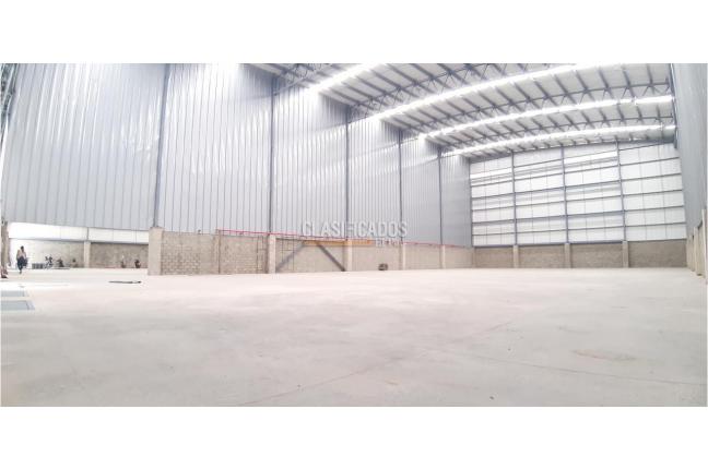 Locales y Bodegas, Alquiler, Yumbo - $18.900.000