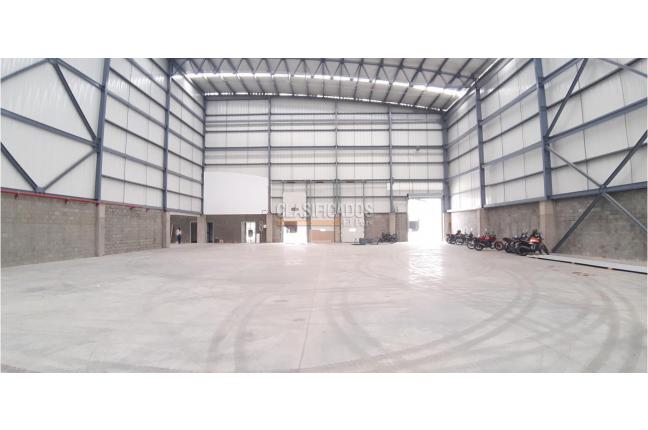 Locales y Bodegas, Alquiler, Yumbo - $18.900.000