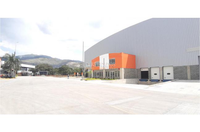 Locales y Bodegas, Alquiler, Yumbo - $18.900.000