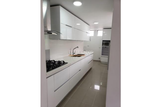 Apartamentos, Venta, Cristales - $360.000.000
