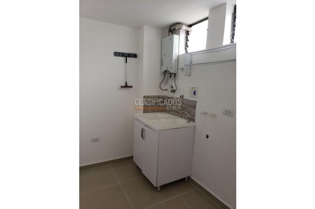 Apartamentos, Venta, Cristales - $360.000.000