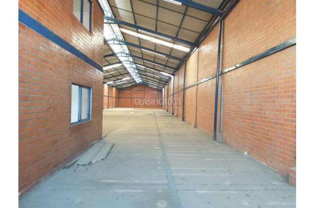 Locales y Bodegas, Alquiler en Acopi