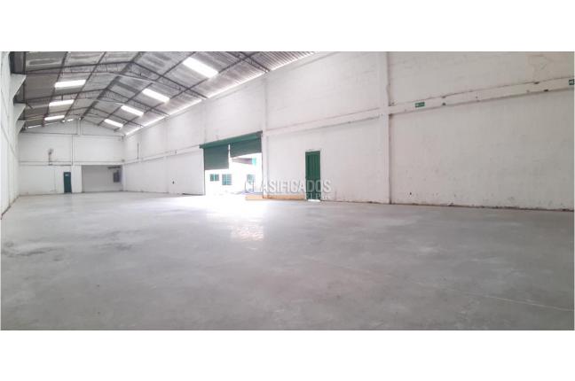 Locales y Bodegas, Alquiler, Arroyohondo - $4.000.000