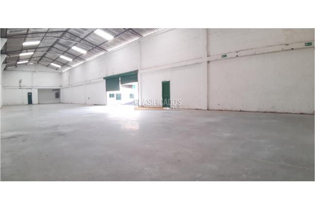 Locales y Bodegas, Alquiler, Arroyohondo - $4.000.000