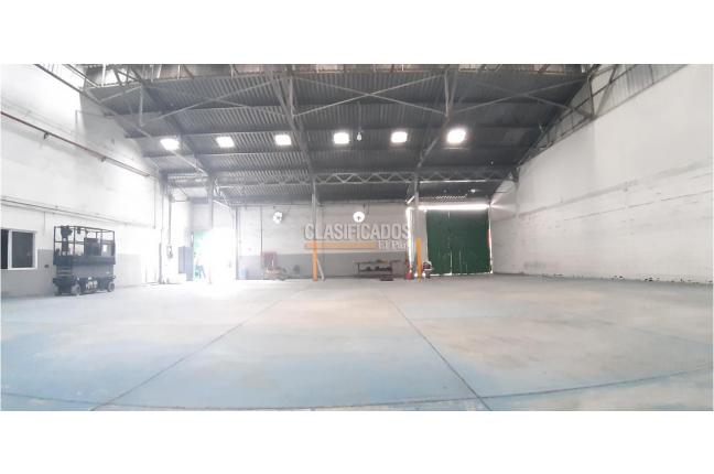 Locales y Bodegas, Alquiler, El Troncal - $8.170.000