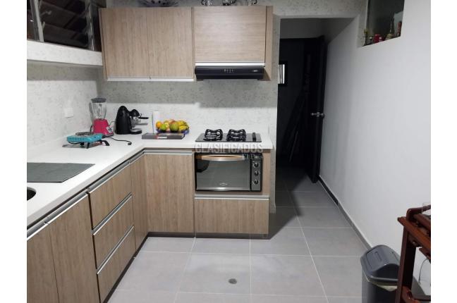 Apartamentos, Venta, Versalles - $280.000.000