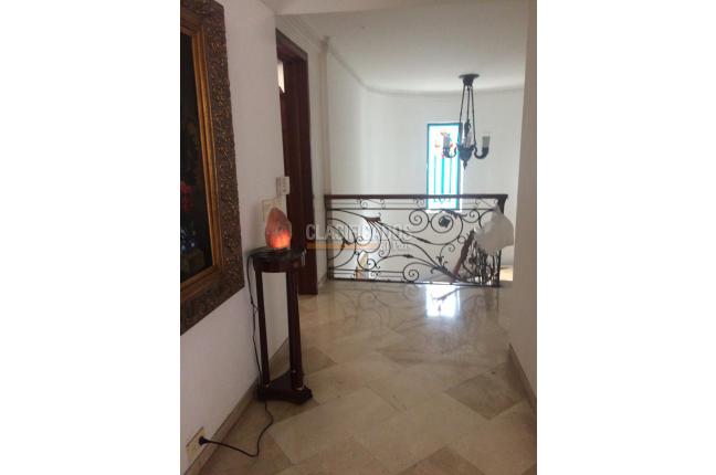 Casas, Alquiler, Santa Rita - $8.000.000