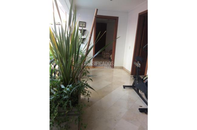 Casas, Alquiler, Santa Rita - $8.000.000