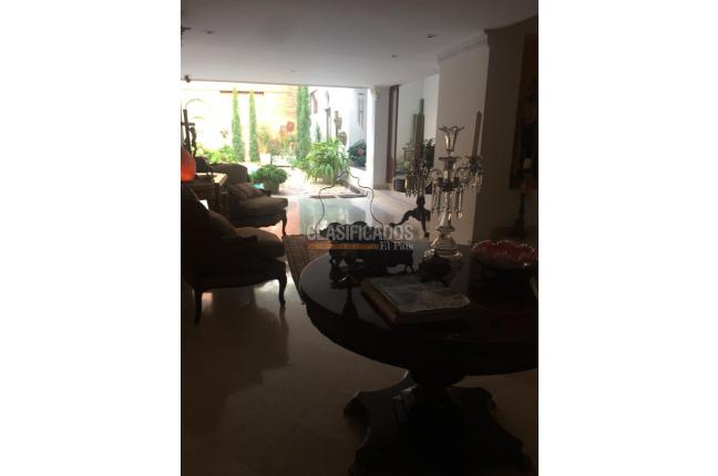 Casas, Alquiler, Santa Rita - $8.000.000