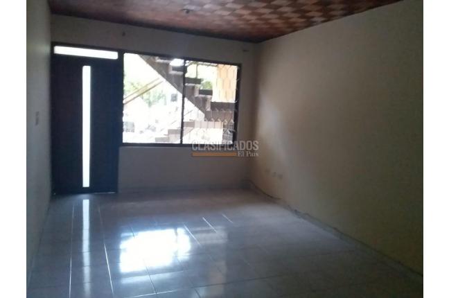 Casas, Alquiler en La Base