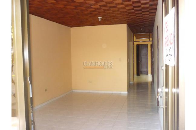 Casas, Alquiler en La Base
