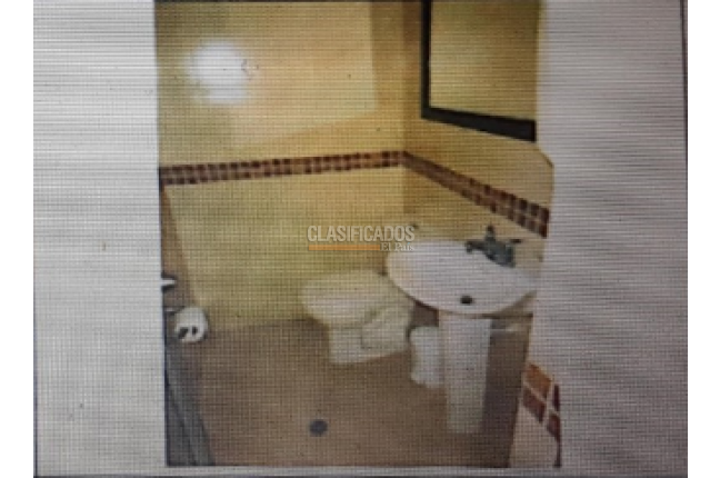 Oficinas y Consultorios, Alquiler, Centenario - $17.000.000