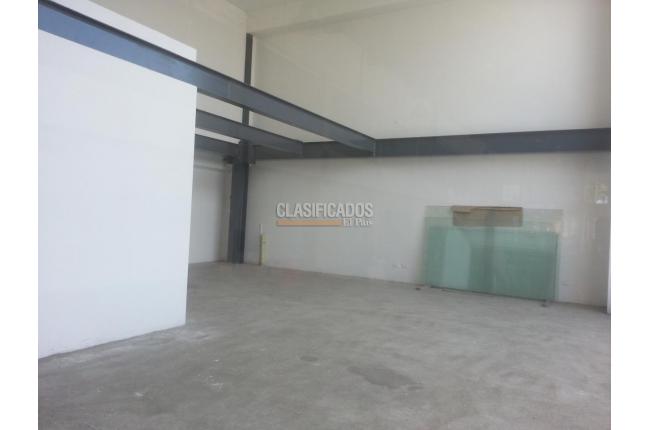 Locales y Bodegas, Alquiler, Menga - $2.900.000