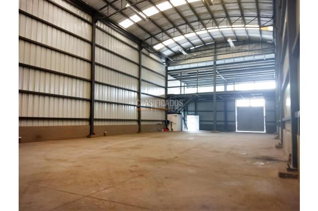 Locales y Bodegas, Alquiler en Acopi