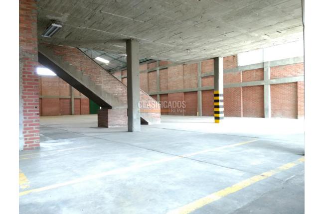 Locales y Bodegas, Alquiler, Yumbo - $8.640.000