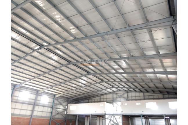 Locales y Bodegas, Alquiler, Arroyohondo - $25.800.000