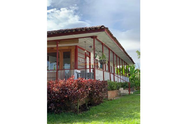 Fincas y Casas Campestres, Venta, Montenegro - $3.200.000.000