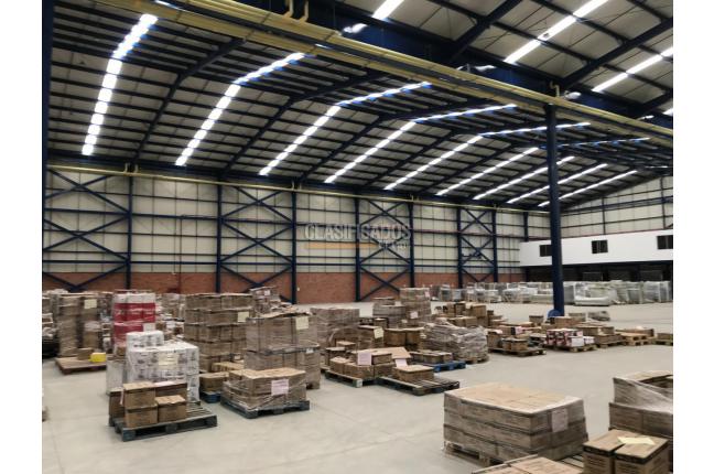 Locales y Bodegas, Alquiler, Yumbo - $135.000.000