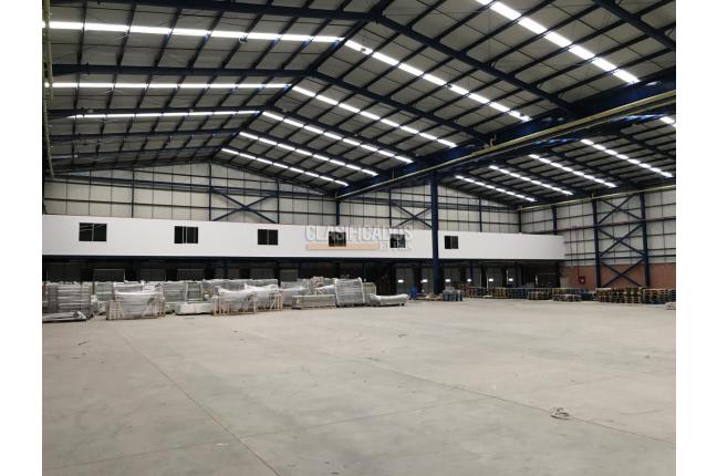 Locales y Bodegas, Alquiler, Yumbo - $135.000.000