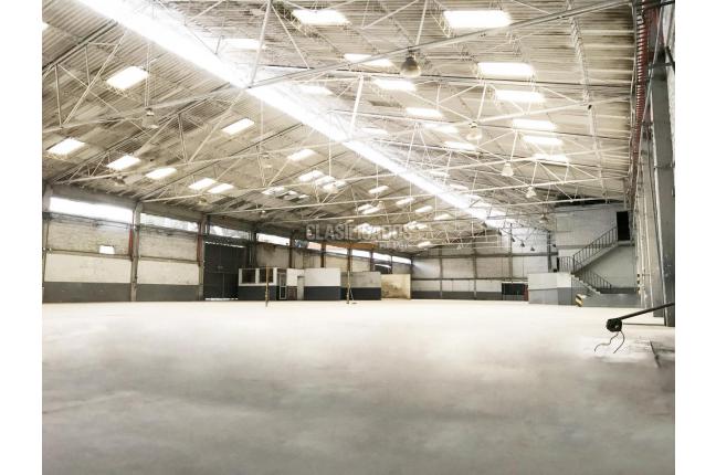 Locales y Bodegas, Alquiler, Yumbo - $32.200.000