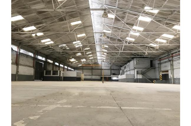 Locales y Bodegas, Alquiler, Yumbo - $32.200.000