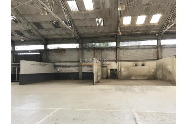 Locales y Bodegas, Alquiler, Yumbo - $32.200.000