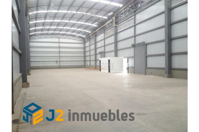 Locales y Bodegas, Alquiler en Yumbo