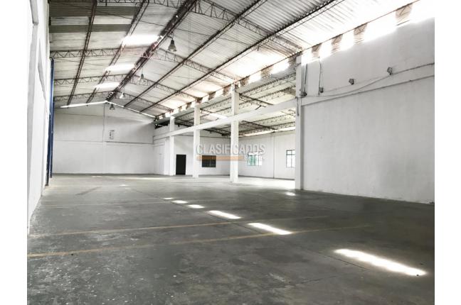 Locales y Bodegas, Alquiler, Arroyohondo - $9.900.000