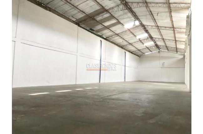 Locales y Bodegas, Alquiler, Arroyohondo - $9.900.000