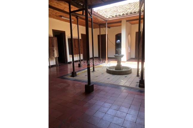 Oficinas y Consultorios, Alquiler en La Merced