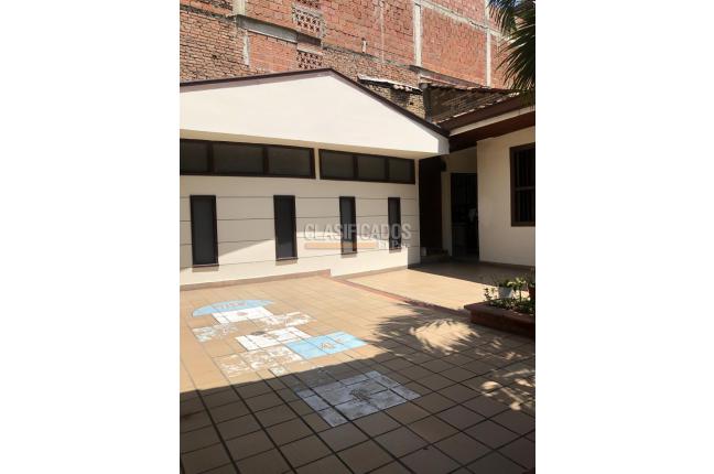 Oficinas y Consultorios, Alquiler en La Merced