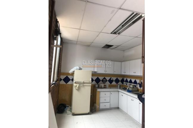 Oficinas y Consultorios, Alquiler, La Merced - $7.000.000