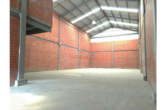 Locales y Bodegas, Alquiler, Yumbo - $12.870.000