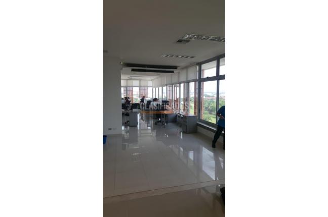 Oficinas y Consultorios, Venta, Centro Ccial. Unicentro - $858.000.000